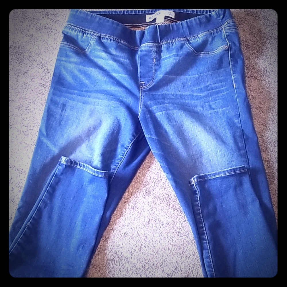 Old Navy Rockstar Super-Skinny Jegging